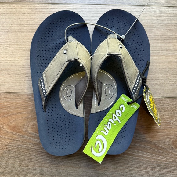 Men’s Size 8 Cobian ARV 19 Flip Flops Sandals Blue - Picture 1 of 7